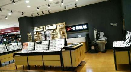 快時尚眼鏡店的裝修如何玩轉商業美學？